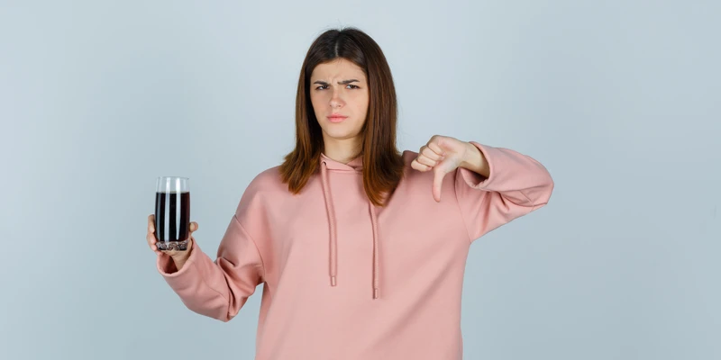 expressive-young-lady-posing-studio-blog